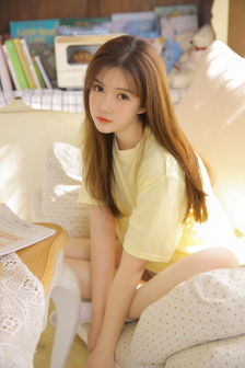 客厅乱H伦亲女小说